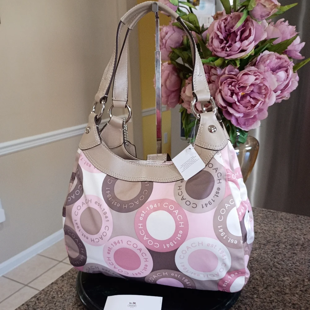 NWT Coach Soho Signature Scarf Print